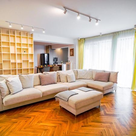 Luxury Central Park Apartment Bukares Bagian luar foto