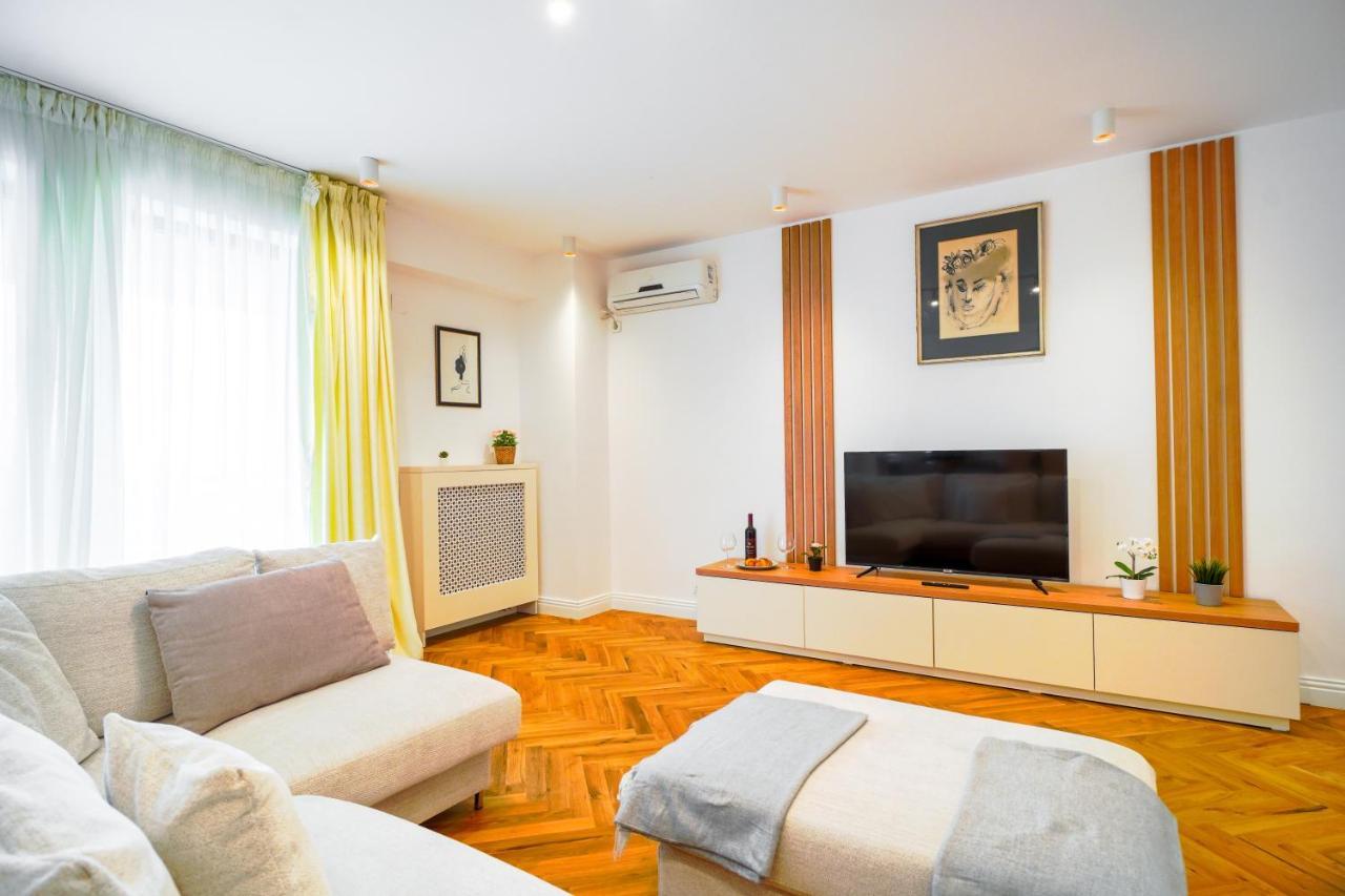 Luxury Central Park Apartment Bukares Bagian luar foto