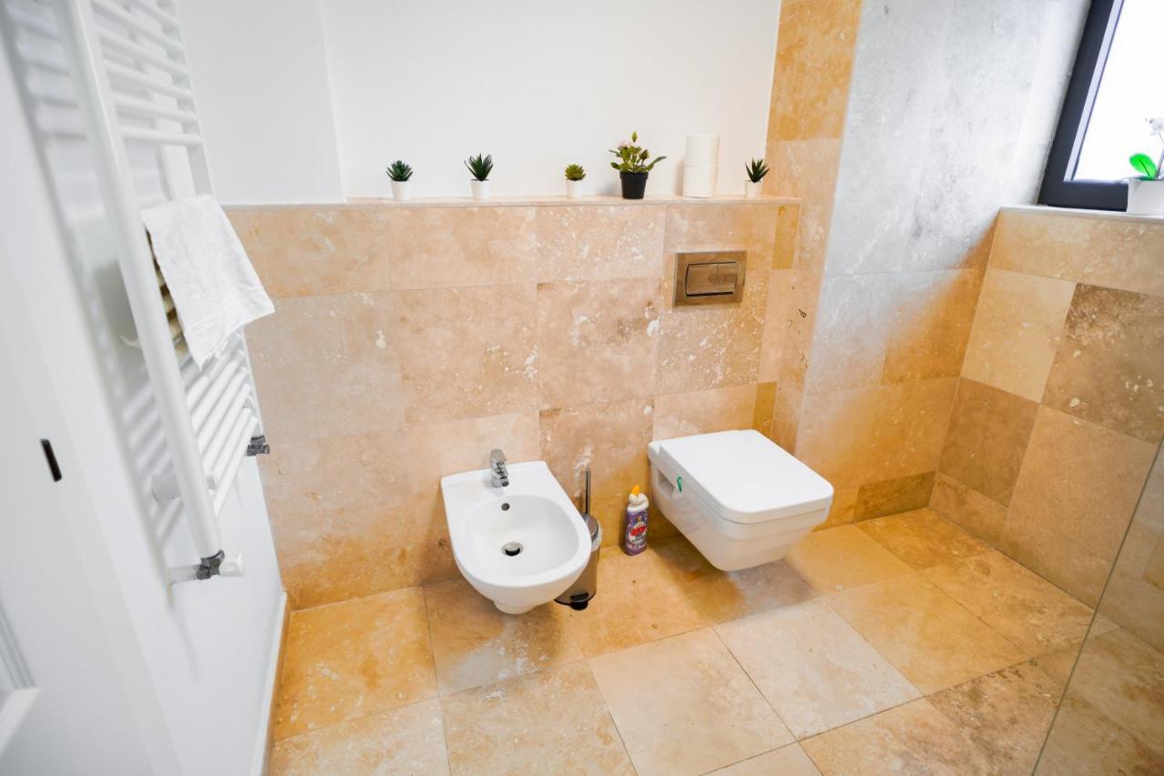 Luxury Central Park Apartment Bukares Bagian luar foto