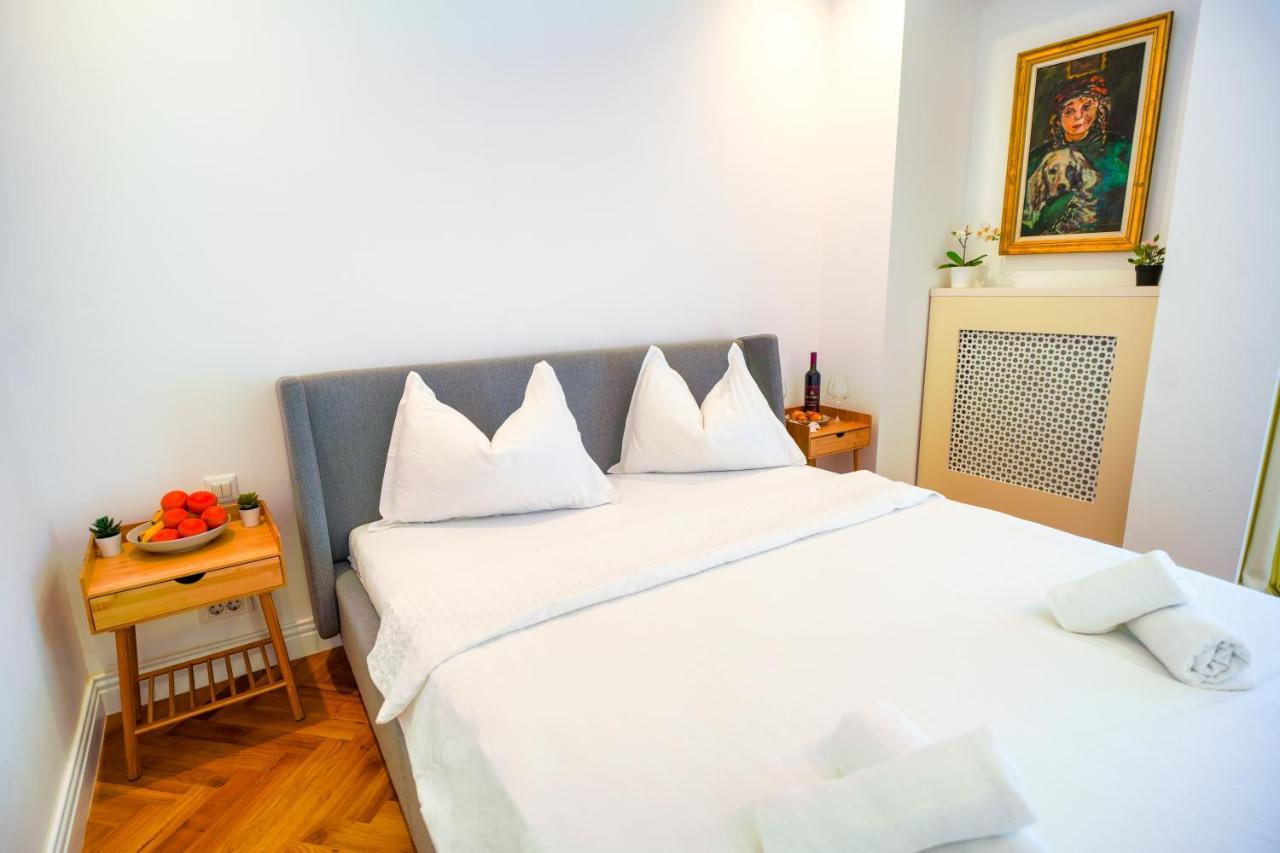 Luxury Central Park Apartment Bukares Bagian luar foto
